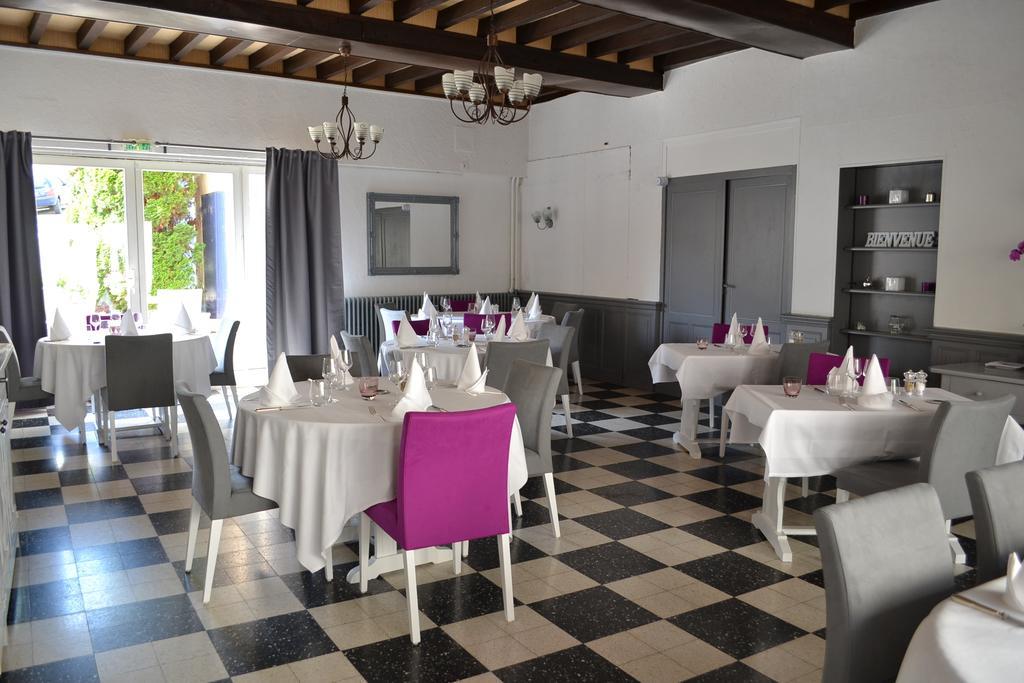 L'Auberge Des Sources Druyes-les-Belles-Fontaines Eksteriør billede