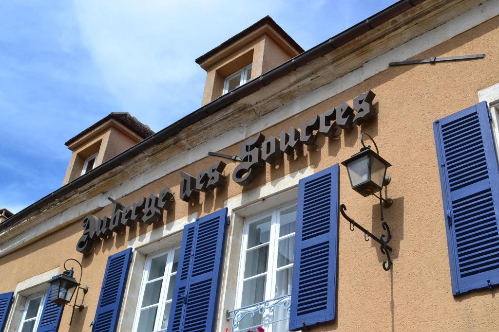 L'Auberge Des Sources Druyes-les-Belles-Fontaines Eksteriør billede